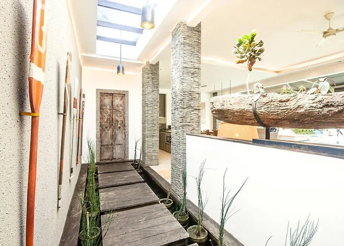 Nikko I - 4br In Seminyak, Steps To Cafes & Shops Seminyak
