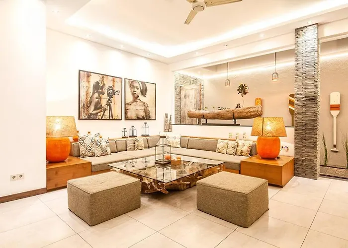 Nikko I - 4br In Seminyak, Steps To Cafes & Shops *