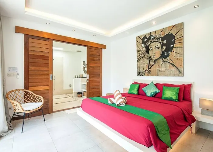 Nikko I - 4br In Seminyak, Steps To Cafes & Shops *