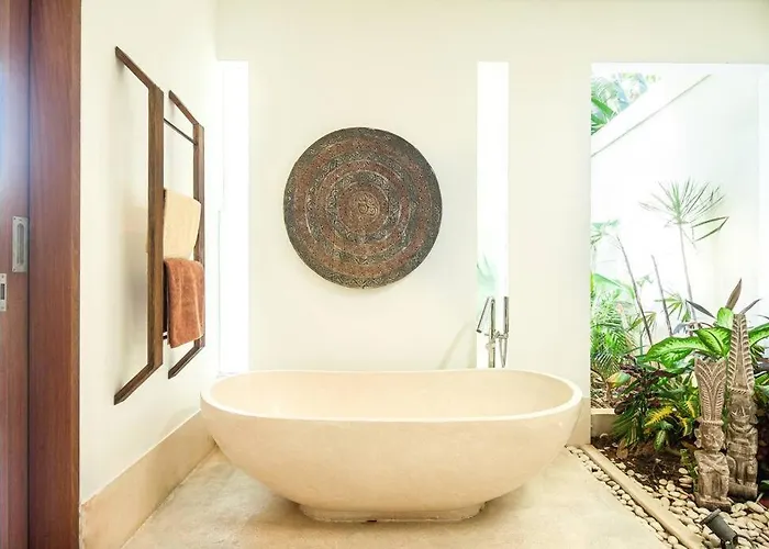 Nikko I - 4br In Seminyak, Steps To Cafes & Shops Villa Seminyak
