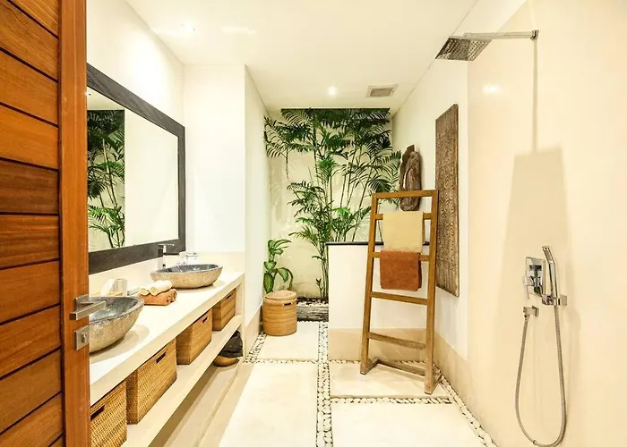 Nikko I - 4br In Seminyak, Steps To Cafes & Shops Villa Seminyak