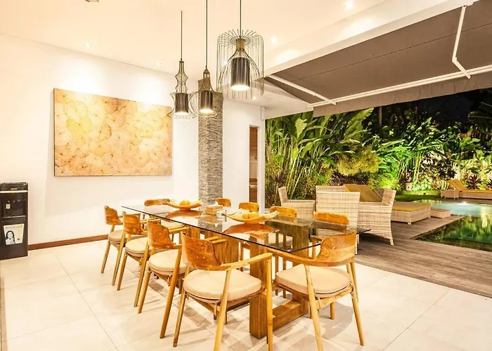 Nikko I - 4br In Seminyak, Steps To Cafes & Shops Seminyak