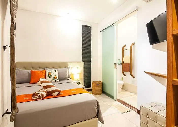 Nikko I - 4br In Seminyak, Steps To Cafes & Shops * Seminyak