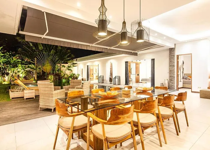 Nikko I - 4br In Seminyak, Steps To Cafes & Shops Seminyak
